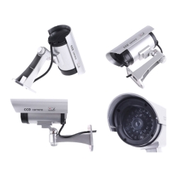 Atrapa bezpečnostní kamery s LED kontrolkou - stříbrná