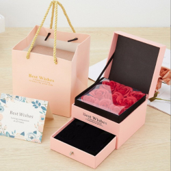 Valentýnská krabička na šperky s růžemi - růžová šperkovnice