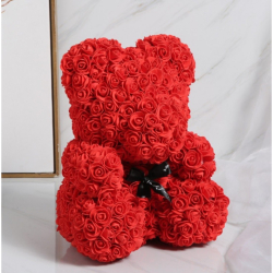 Medvídek z růží 25 cm v dárkovém balení - červený