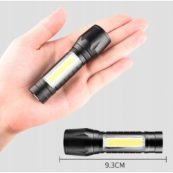 Mini outdoorová kapesní LED svítilna s USB nabíjením - bílá